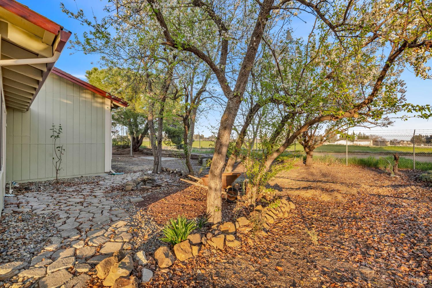 Detail Gallery Image 66 of 93 For 7562 Paddon Rd, Vacaville,  CA 95688 - 3 Beds | 2 Baths