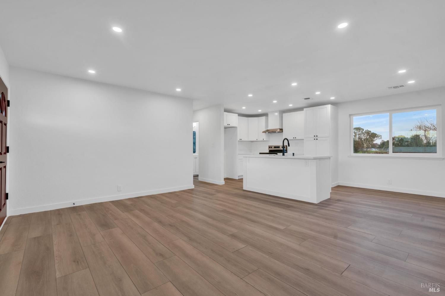 Detail Gallery Image 23 of 93 For 7562 Paddon Rd, Vacaville,  CA 95688 - 3 Beds | 2 Baths