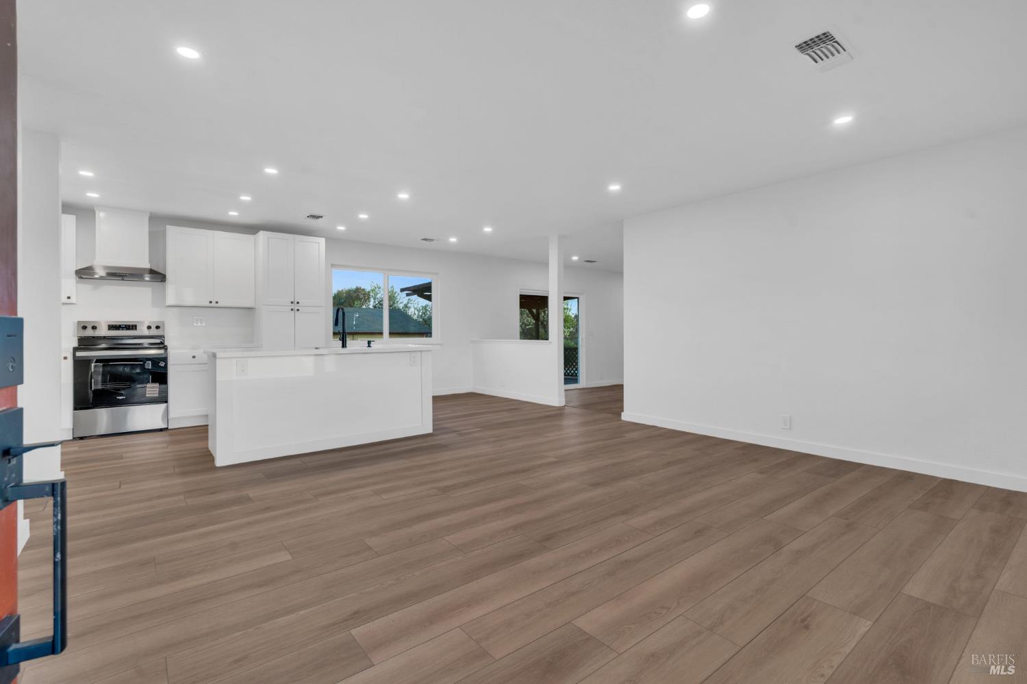 Detail Gallery Image 24 of 93 For 7562 Paddon Rd, Vacaville,  CA 95688 - 3 Beds | 2 Baths