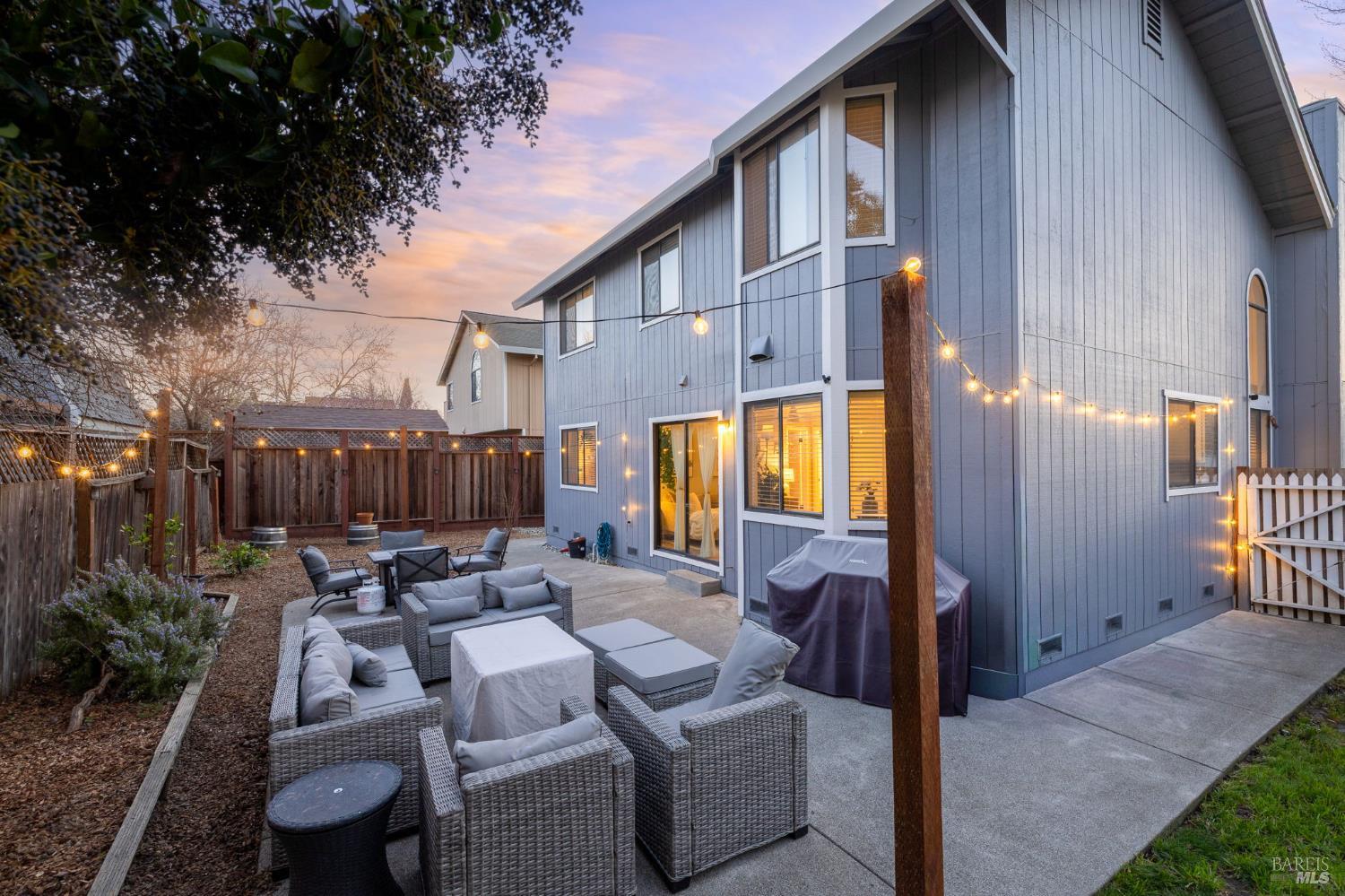 Front Image Thumbnail for BA326007528