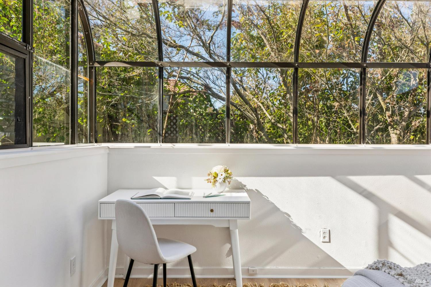 Detail Gallery Image 25 of 32 For 818 2nd St, Sonoma,  CA 95476 - 3 Beds | 2/1 Baths