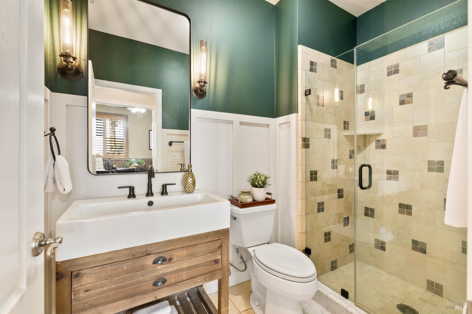 Detail Gallery Image 43 of 91 For 240 Hidden Valley Ln, Vacaville,  CA 95688 - 6 Beds | 3 Baths