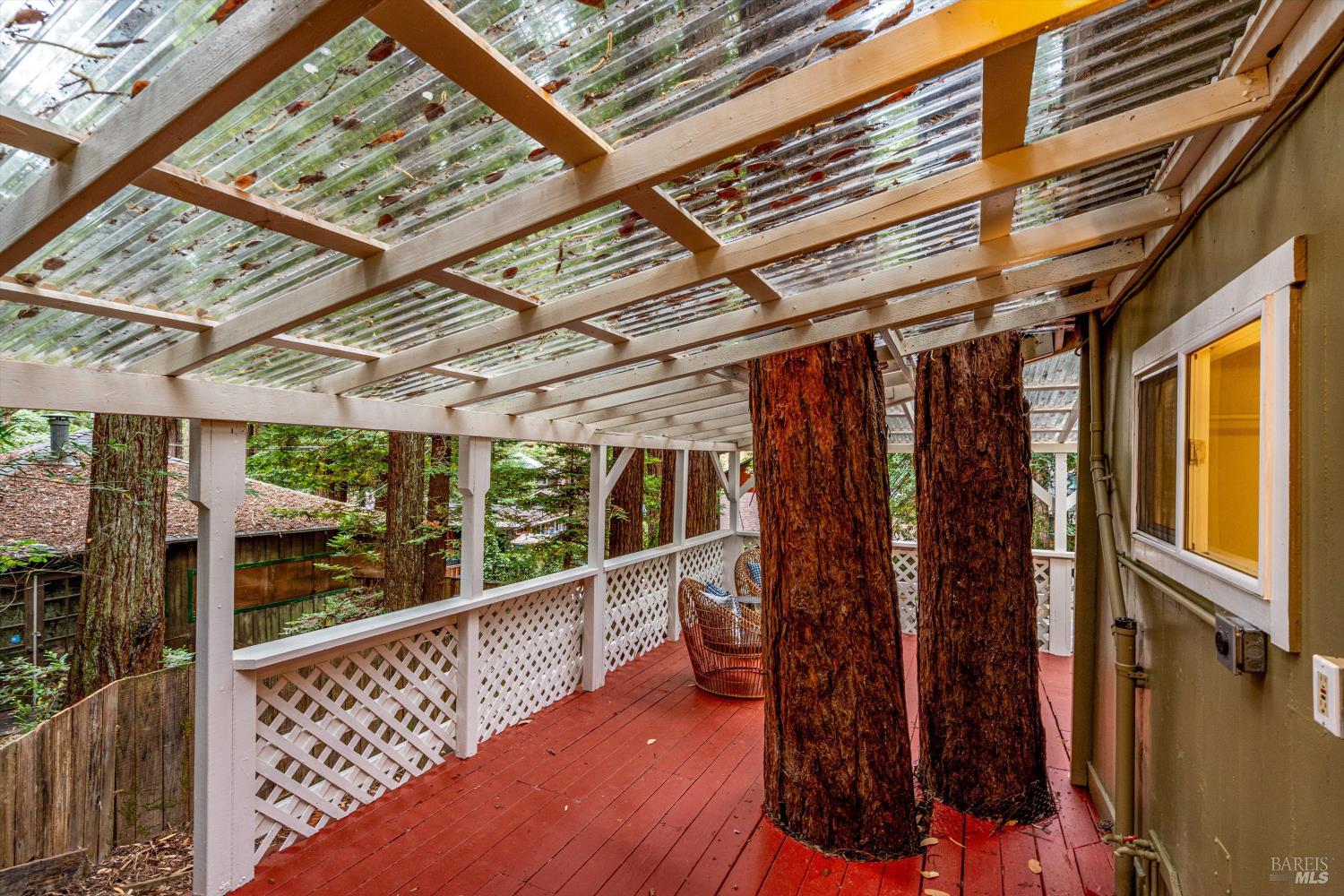 Detail Gallery Image 30 of 37 For 15300 Canyon 3 Rd, Rio Nido,  CA 95471 - 2 Beds | 1 Baths