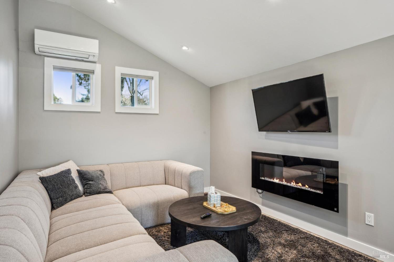 Detail Gallery Image 33 of 68 For 1180 Monticello Rd, Napa,  CA 94558 - – Beds | – Baths