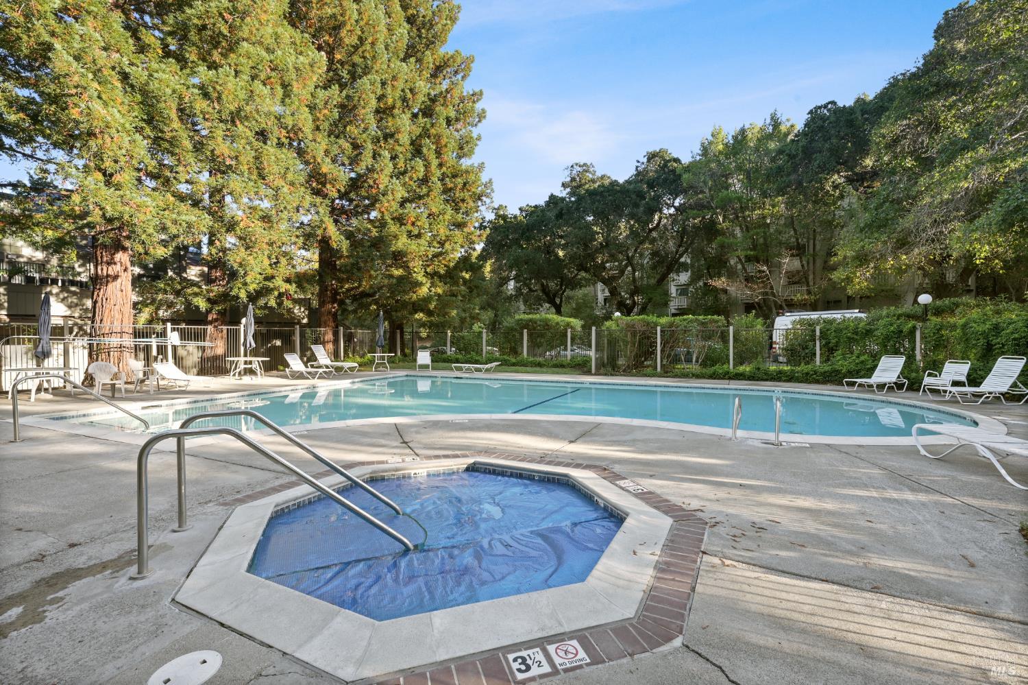 Detail Gallery Image 30 of 31 For 258 Pelican Ln, Novato,  CA 94949 - 2 Beds | 2/1 Baths