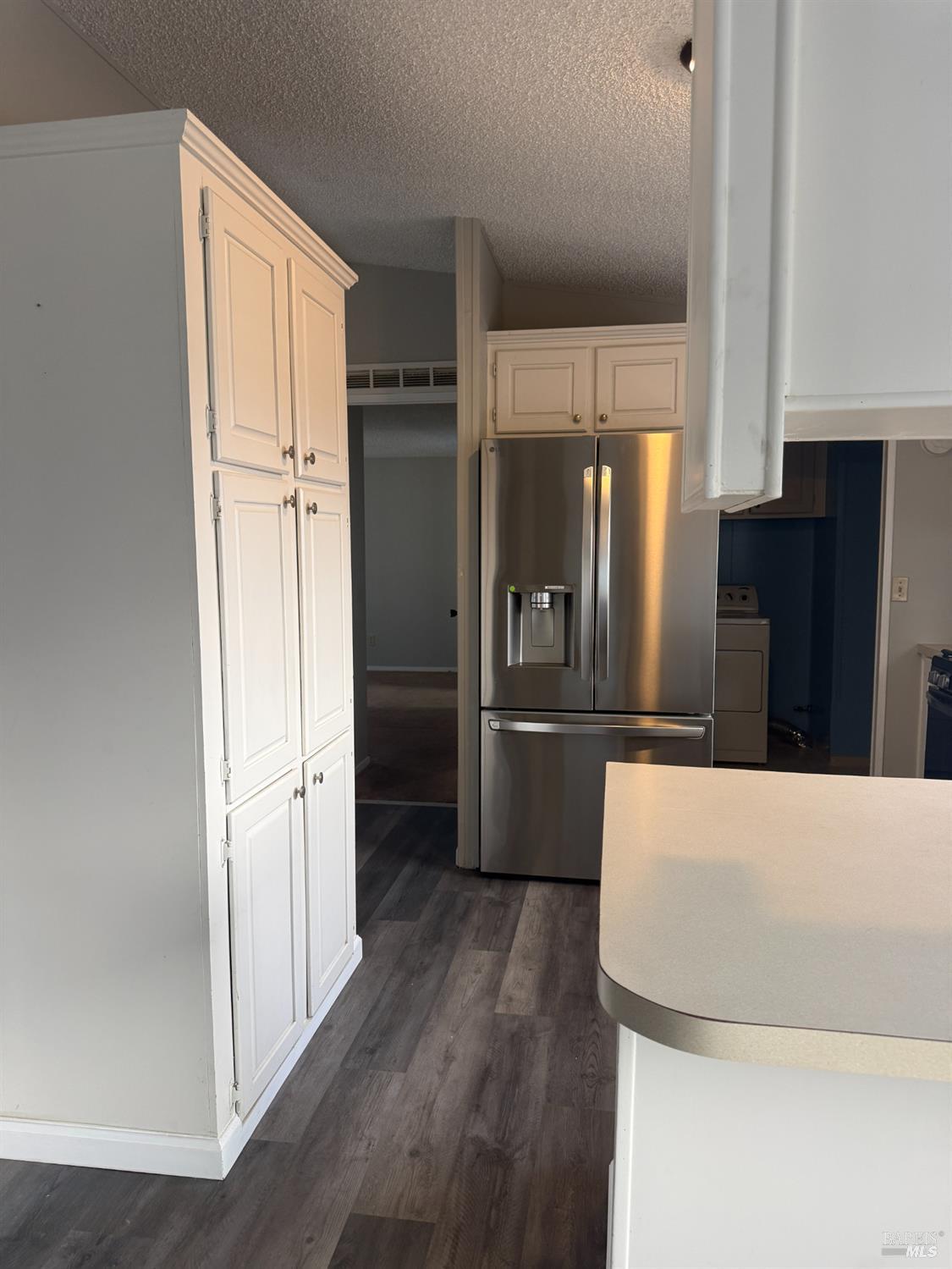 Detail Gallery Image 6 of 11 For 5300 Rexford Way, Santa Rosa,  CA 95403 - 3 Beds | 2 Baths