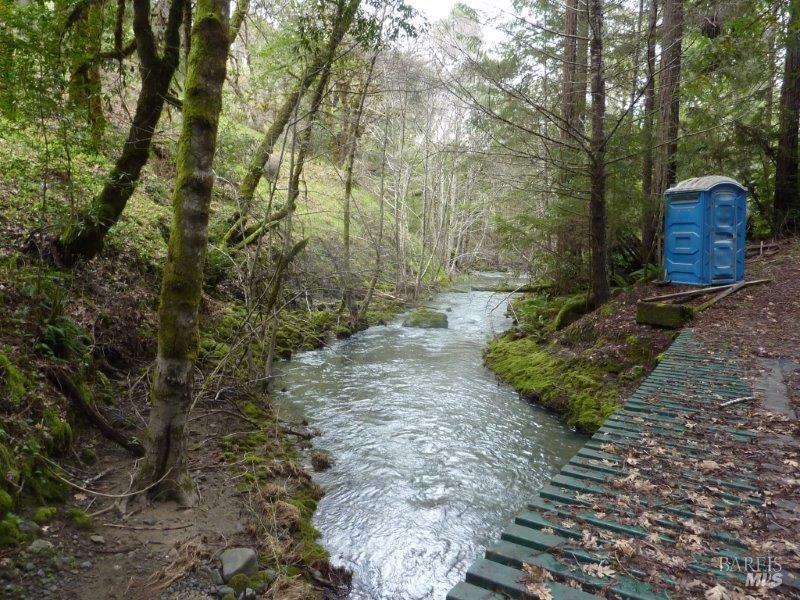 Detail Gallery Image 4 of 19 For 4225 Reeves Canyon Rd, Redwood Valley,  CA 95470 - – Beds | – Baths