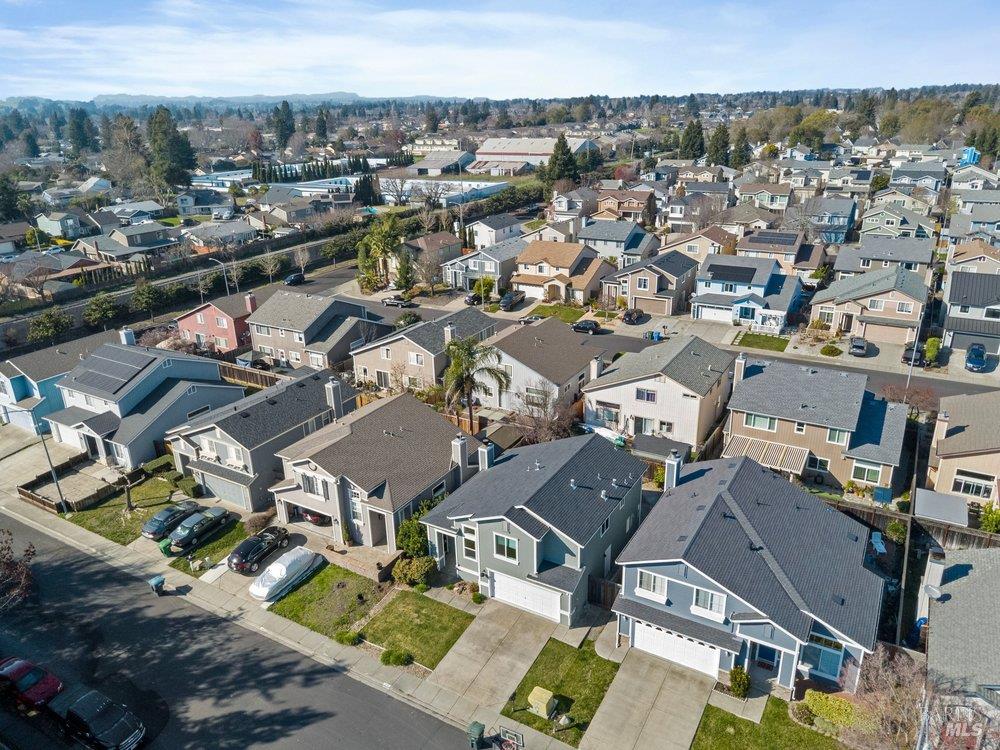 Detail Gallery Image 75 of 77 For 1210 Maple Dr, Rohnert Park,  CA 94928 - 3 Beds | 2/1 Baths