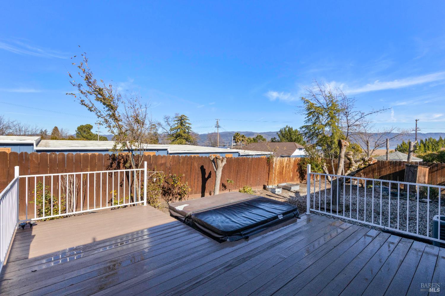 Detail Gallery Image 39 of 50 For 170 Deer Hill Ln, Lakeport,  CA 95453 - 3 Beds | 2 Baths