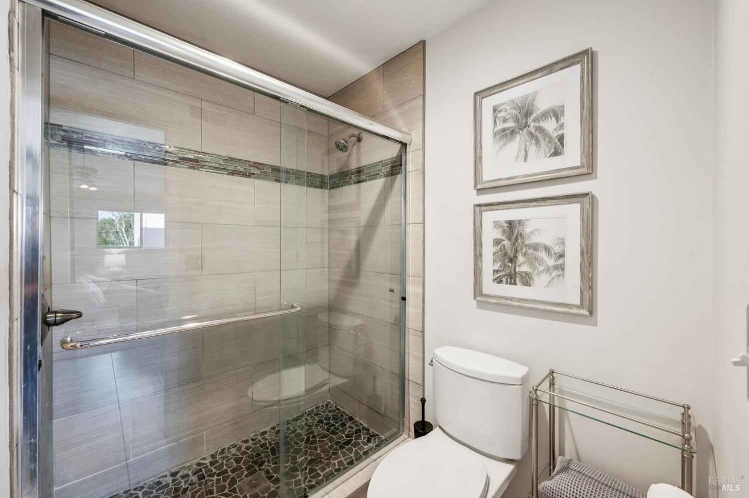 Detail Gallery Image 32 of 52 For 72 Flicker Dr, Novato,  CA 94949 - 2 Beds | 3/1 Baths