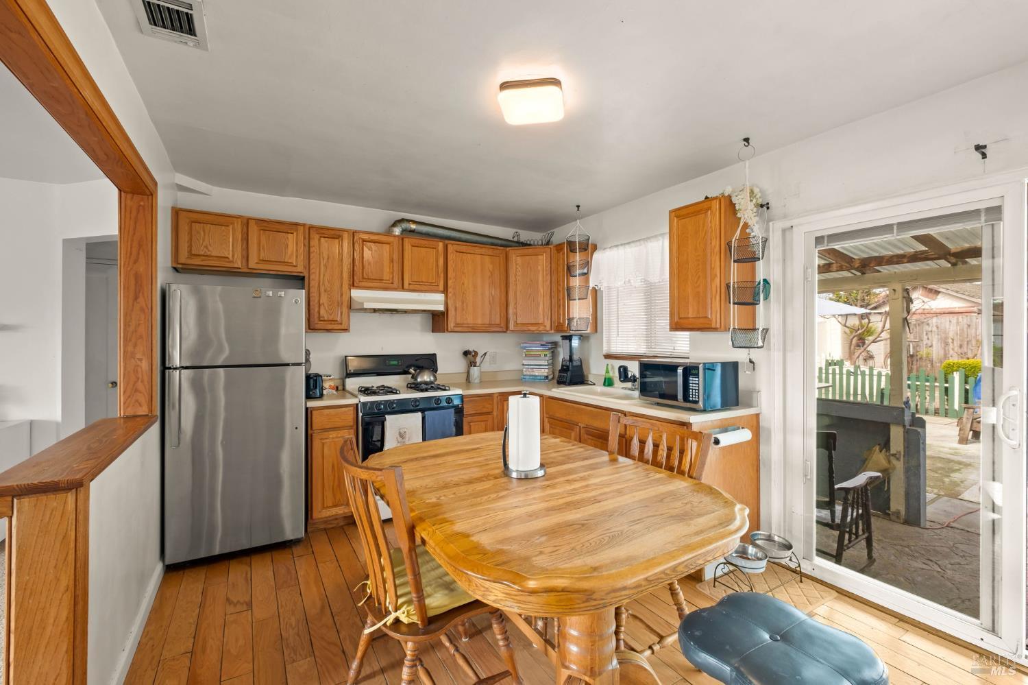 Detail Gallery Image 10 of 25 For 54 Bryan Ave, Napa,  CA 94558 - 2 Beds | 1 Baths