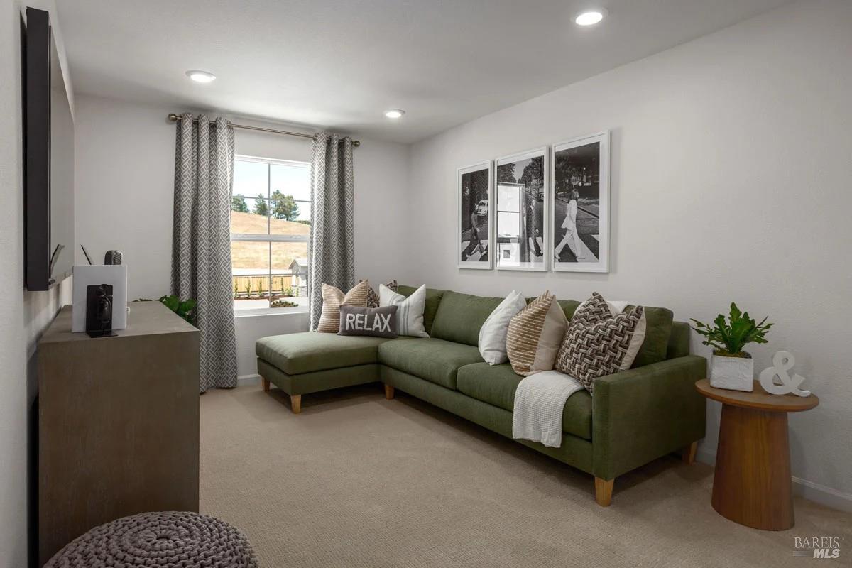 Detail Gallery Image 5 of 7 For 5460 Riverview Ln, Antioch,  CA 94531 - 3 Beds | 2/1 Baths