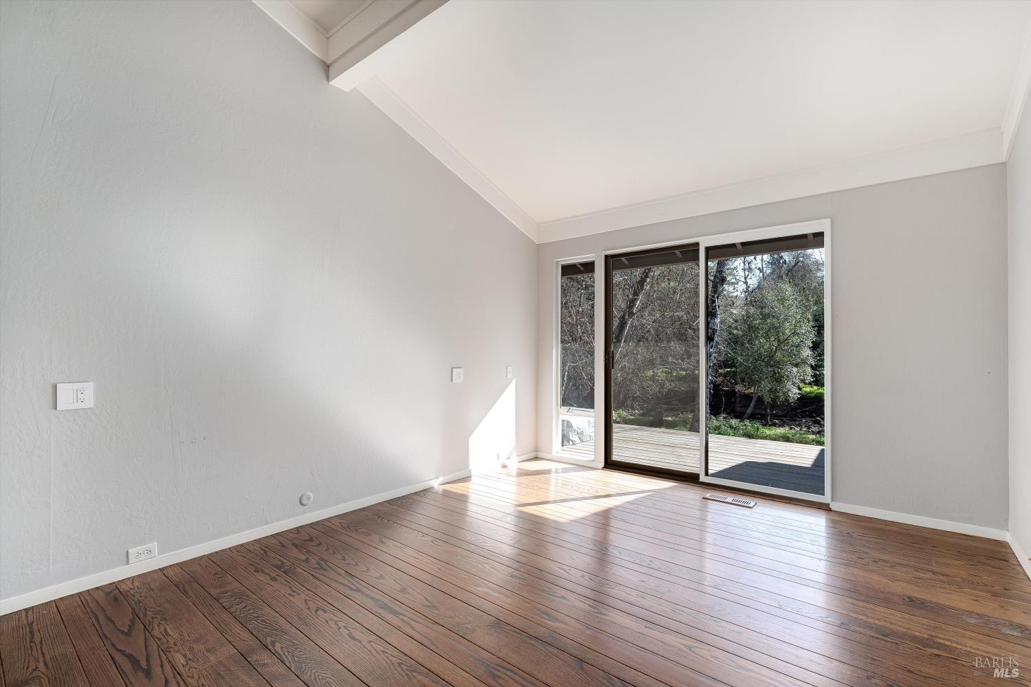 Detail Gallery Image 32 of 73 For 162 Bonnie Brook Dr, Napa,  CA 94558 - 2 Beds | 2 Baths