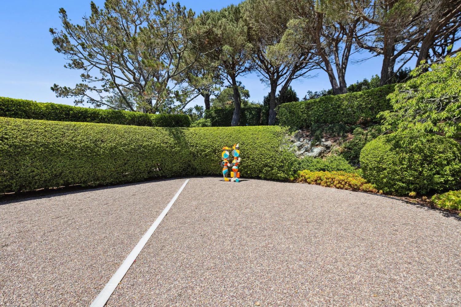 Detail Gallery Image 81 of 99 For 83 Mount Tiburon Rd, Tiburon,  CA 94920 - 6 Beds | 5/1 Baths