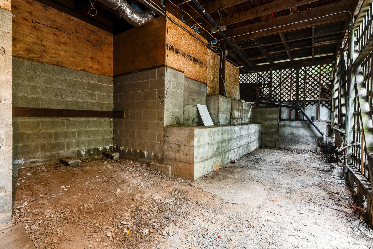 Detail Gallery Image 33 of 37 For 15300 Canyon 3 Rd, Rio Nido,  CA 95471 - 2 Beds | 1 Baths