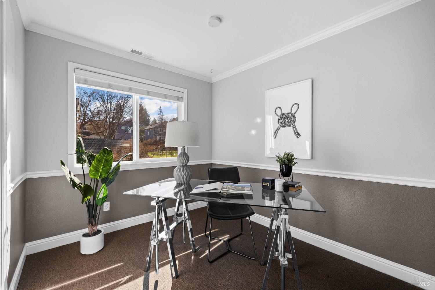 Detail Gallery Image 40 of 54 For 12 Rain Tree Ct, Petaluma,  CA 94952 - 3 Beds | 1/1 Baths