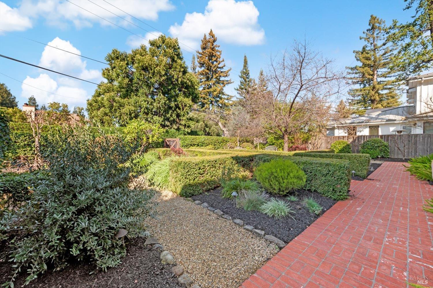 Detail Gallery Image 68 of 77 For 1135 Rutherford Rd, Rutherford,  CA 94558 - 4 Beds | 4 Baths