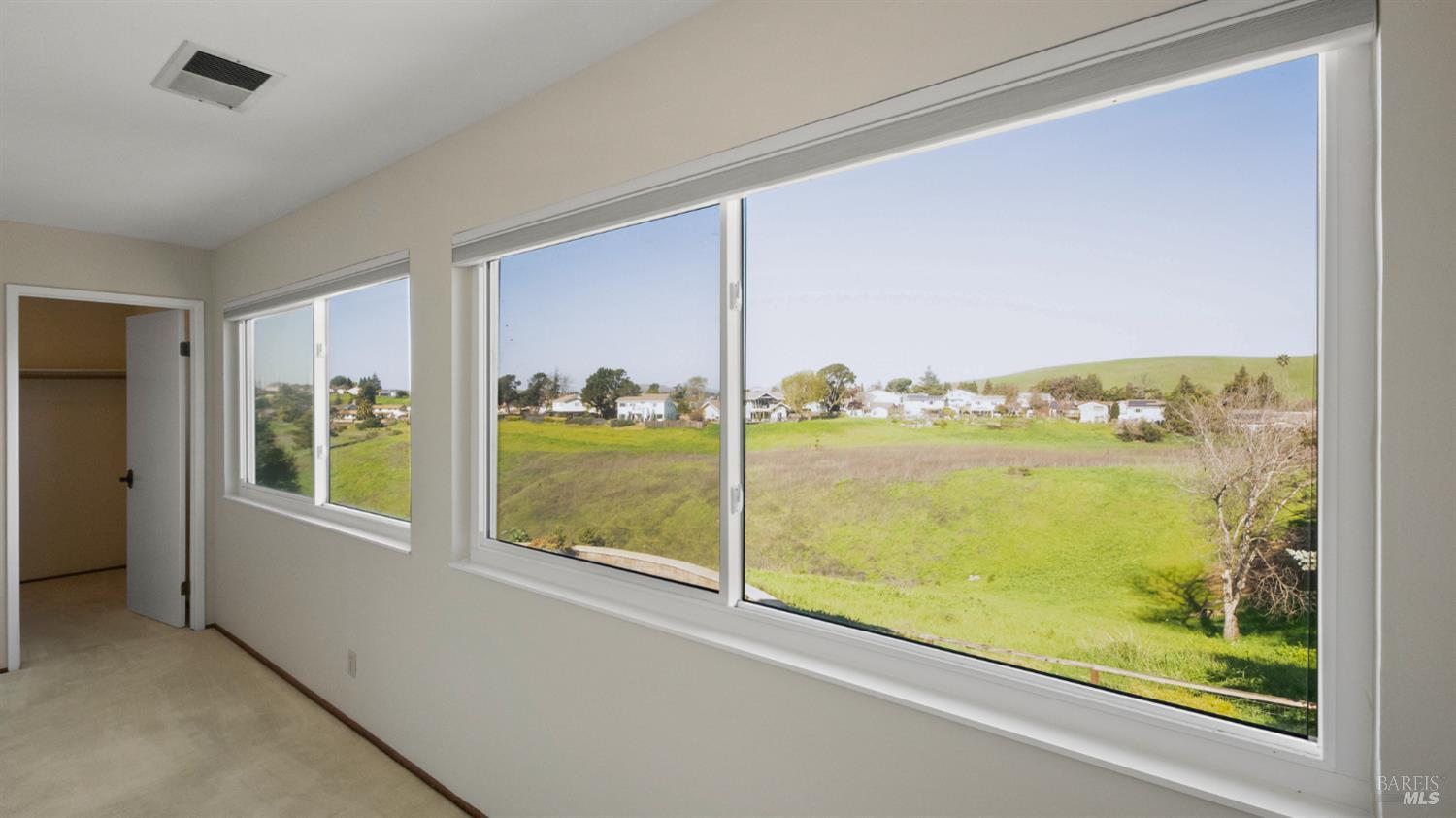 Detail Gallery Image 35 of 56 For 309 Drake Ct, Benicia,  CA 94510 - 3 Beds | 2/1 Baths