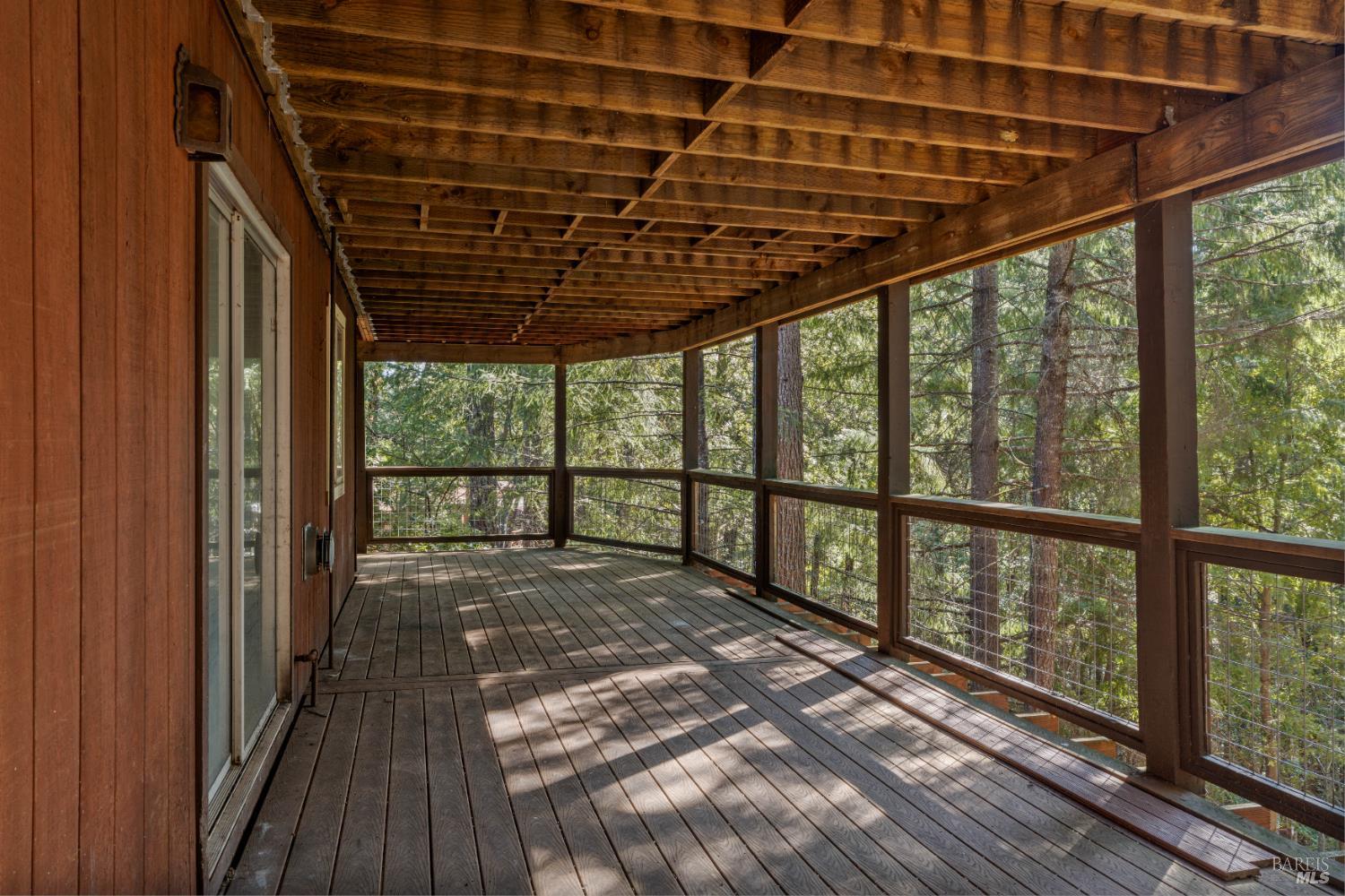 Detail Gallery Image 11 of 22 For 27214 Bear Dr, Willits,  CA 95490 - 4 Beds | 2 Baths