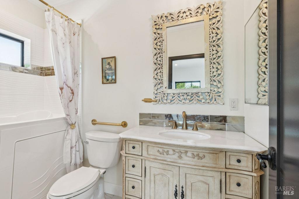 Detail Gallery Image 54 of 61 For 695 Quietwater Rd, Santa Rosa,  CA 95404 - 4 Beds | 3/1 Baths