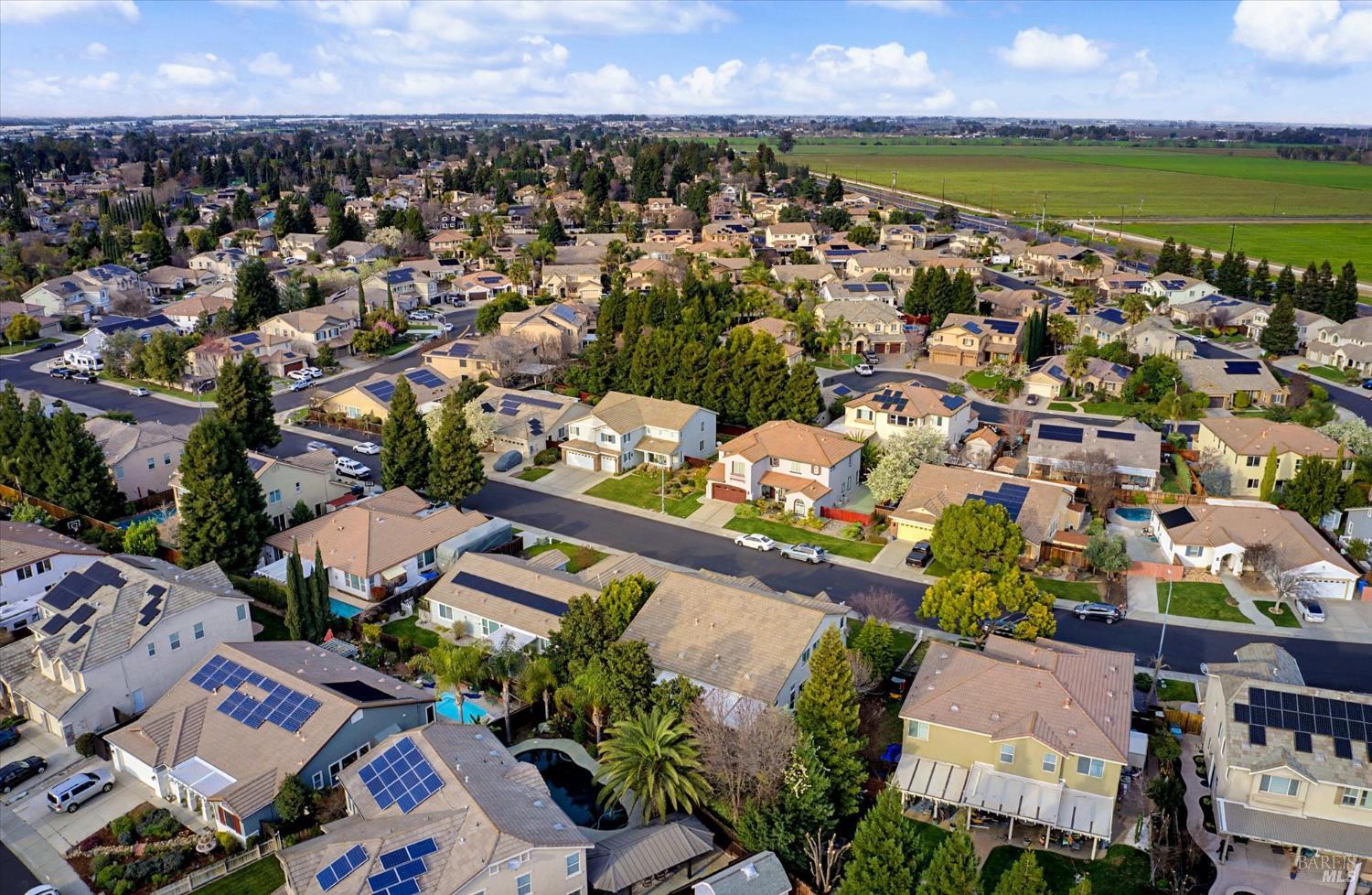 Detail Gallery Image 62 of 65 For 931 Zephyr Ln, Vacaville,  CA 95687 - 4 Beds | 2/1 Baths