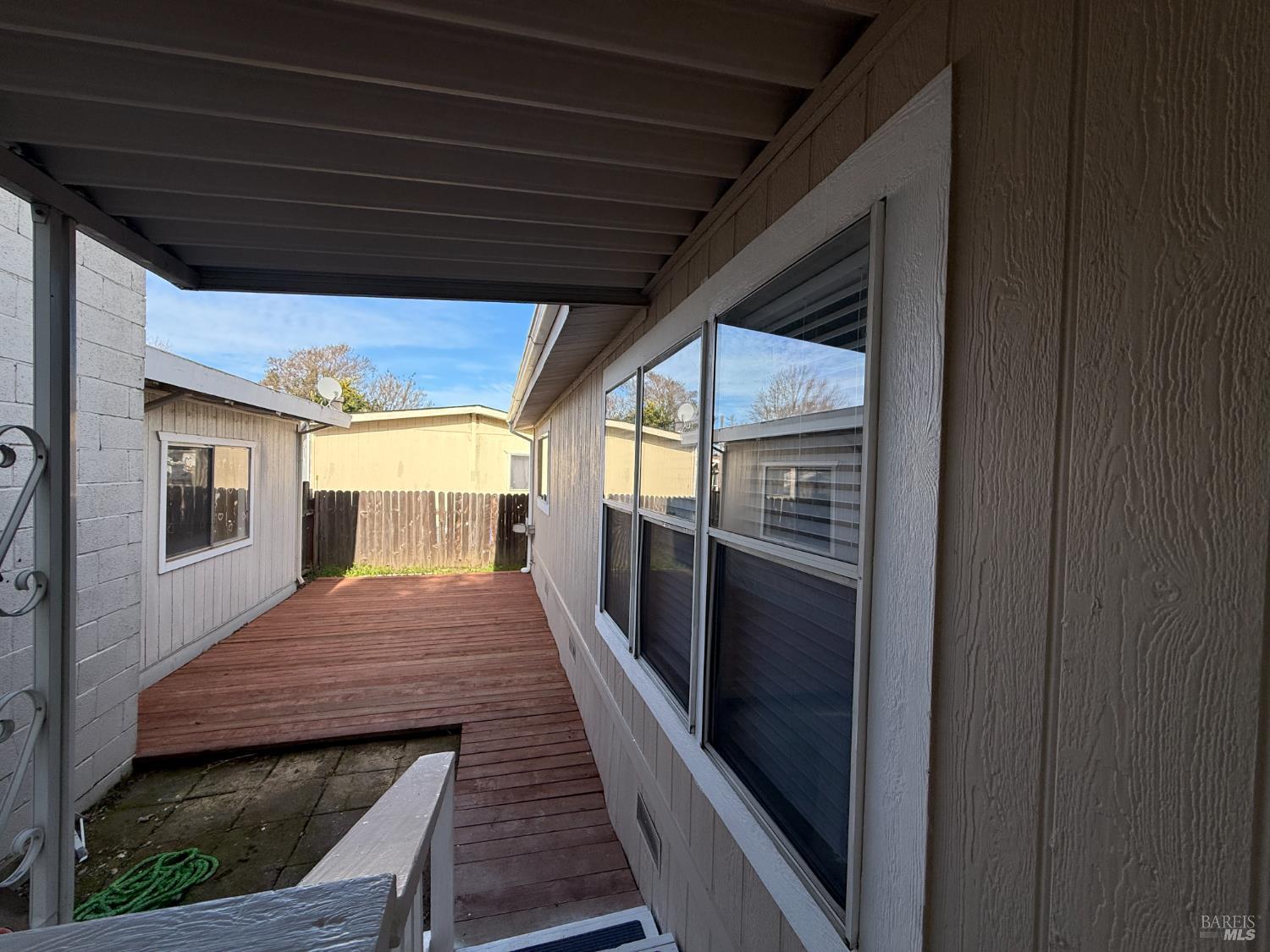 Detail Gallery Image 3 of 11 For 5300 Rexford Way, Santa Rosa,  CA 95403 - 3 Beds | 2 Baths