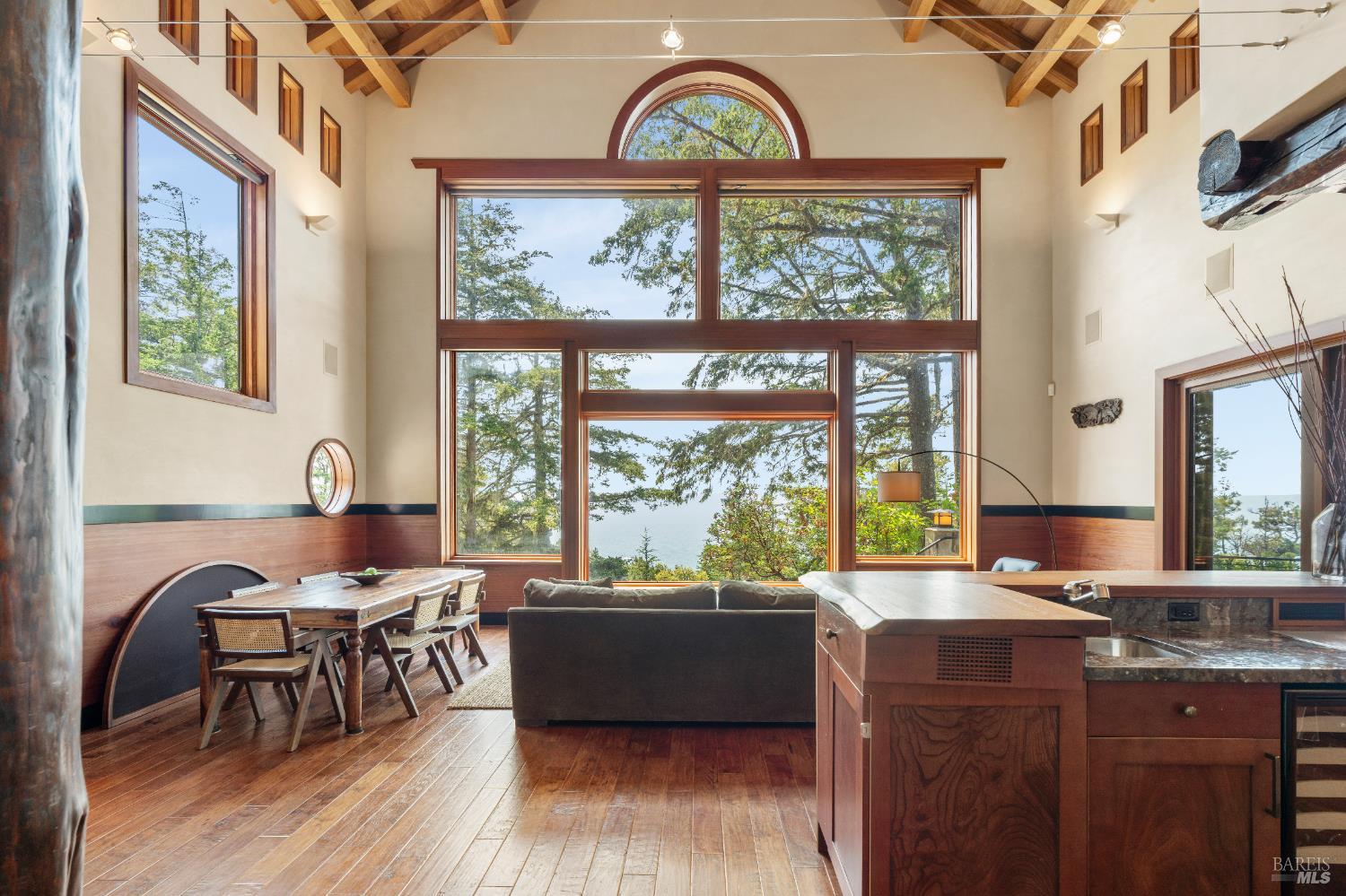 Detail Gallery Image 28 of 66 For 46900 Gypsy Flat Rd, Gualala,  CA 95445 - 2 Beds | 2 Baths