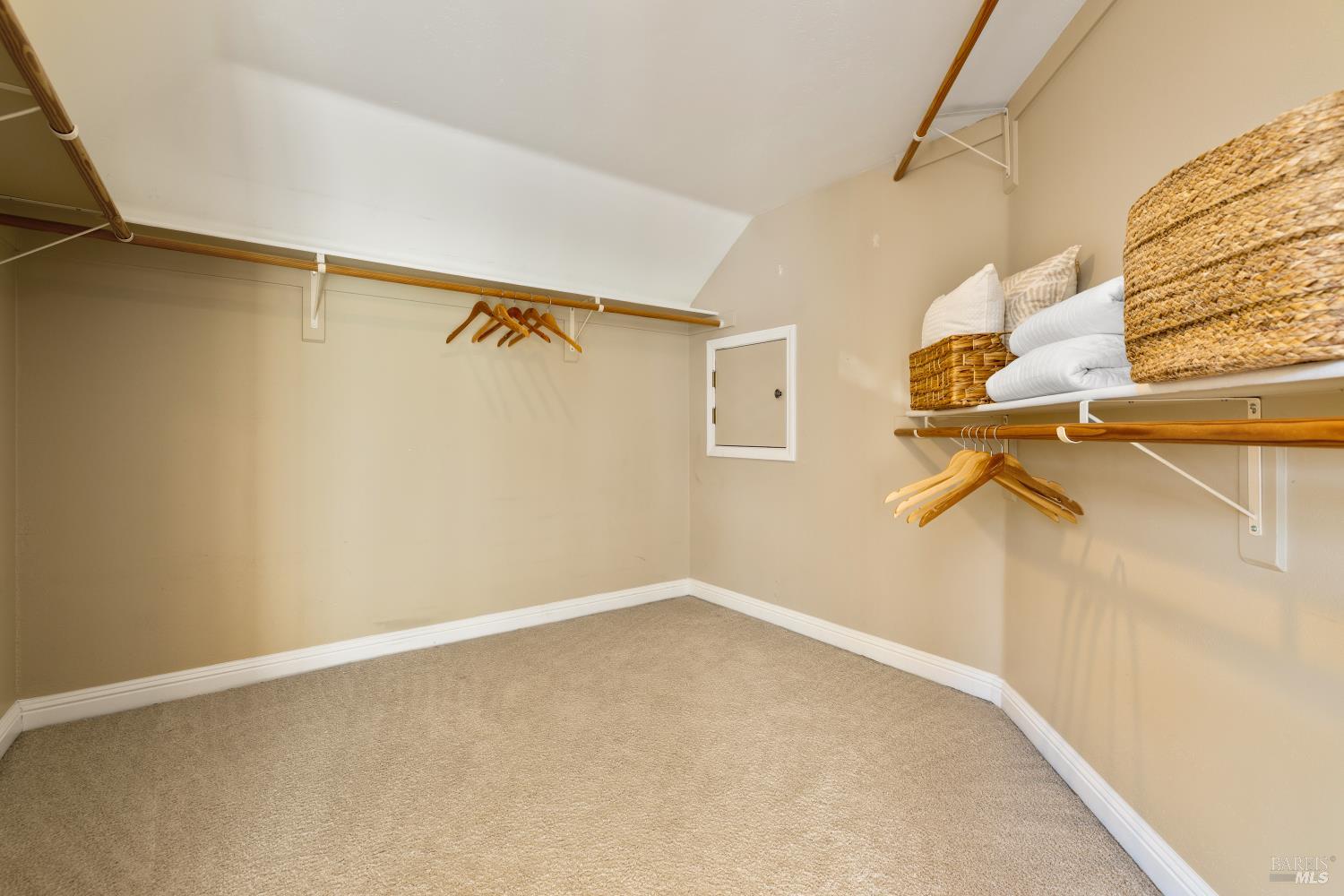 Detail Gallery Image 55 of 91 For 240 Hidden Valley Ln, Vacaville,  CA 95688 - 6 Beds | 3 Baths