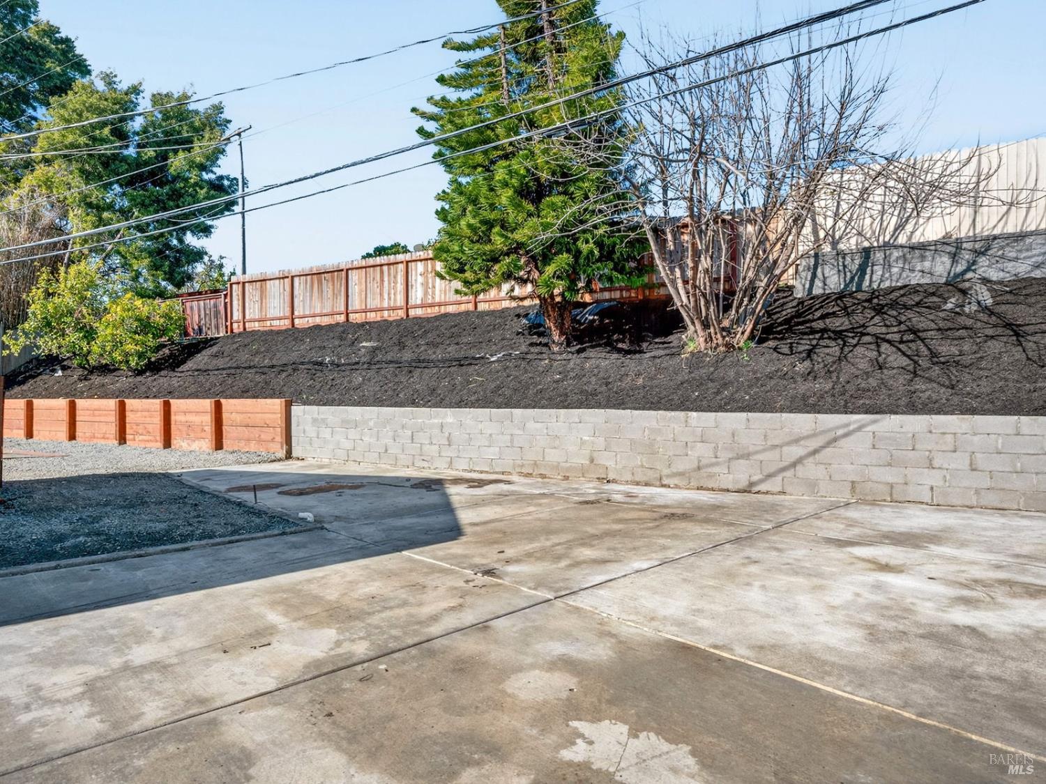 Detail Gallery Image 35 of 44 For 1014 Henry Ct, Vallejo,  CA 94591 - 3 Beds | 2 Baths