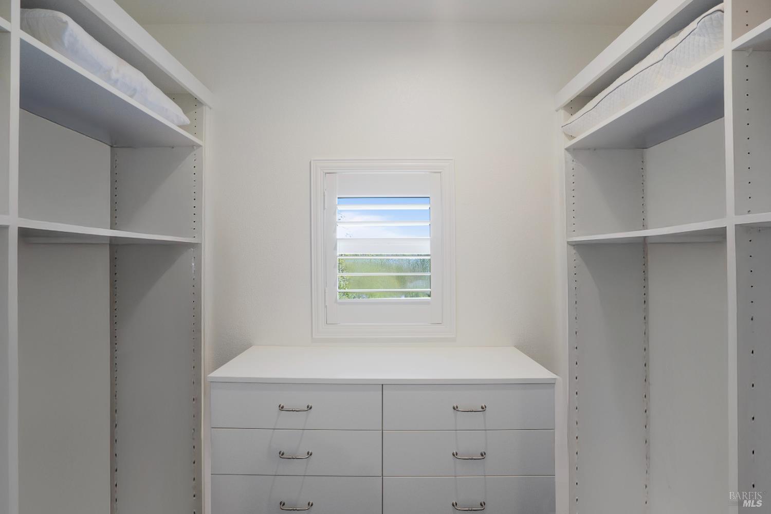 Detail Gallery Image 26 of 56 For 120 Eichten Ln, Penngrove,  CA 94951 - 4 Beds | 2/1 Baths