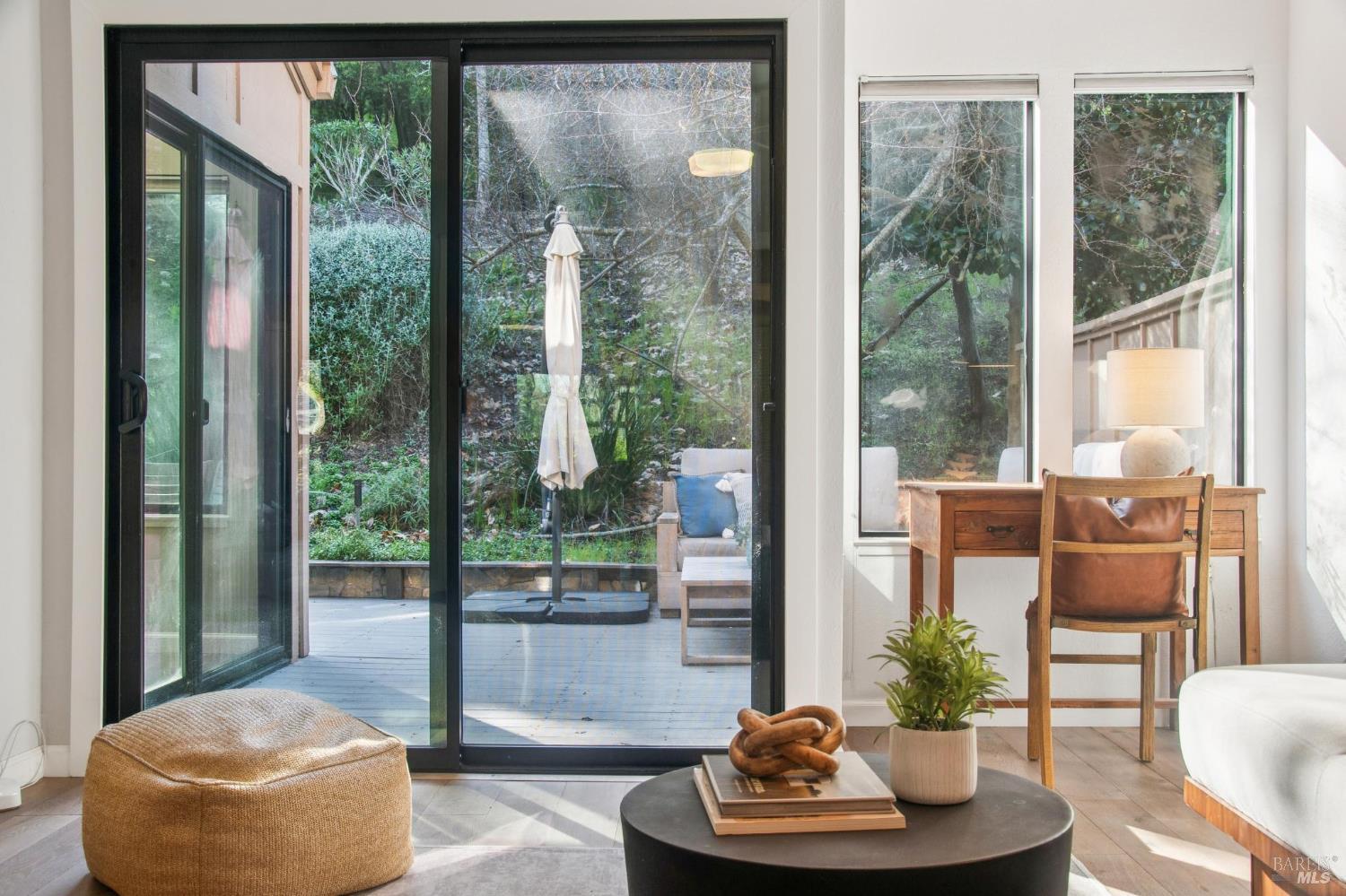 Detail Gallery Image 18 of 52 For 72 Flicker Dr, Novato,  CA 94949 - 2 Beds | 3/1 Baths