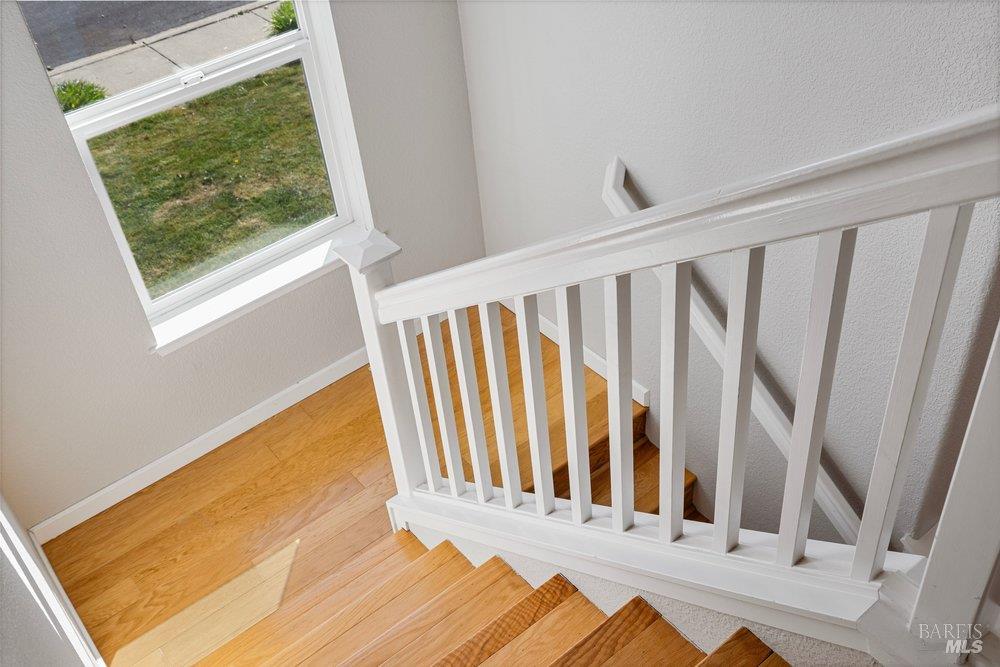 Detail Gallery Image 50 of 77 For 1210 Maple Dr, Rohnert Park,  CA 94928 - 3 Beds | 2/1 Baths