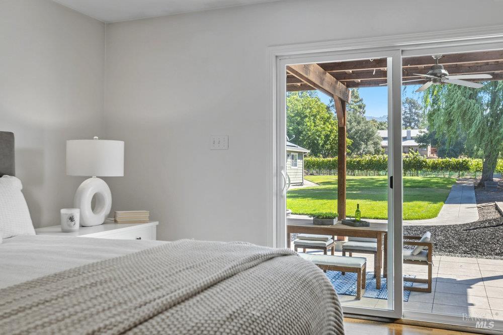 Detail Gallery Image 14 of 61 For 1022 Berry Ln, Napa,  CA 94558 - 4 Beds | 3 Baths