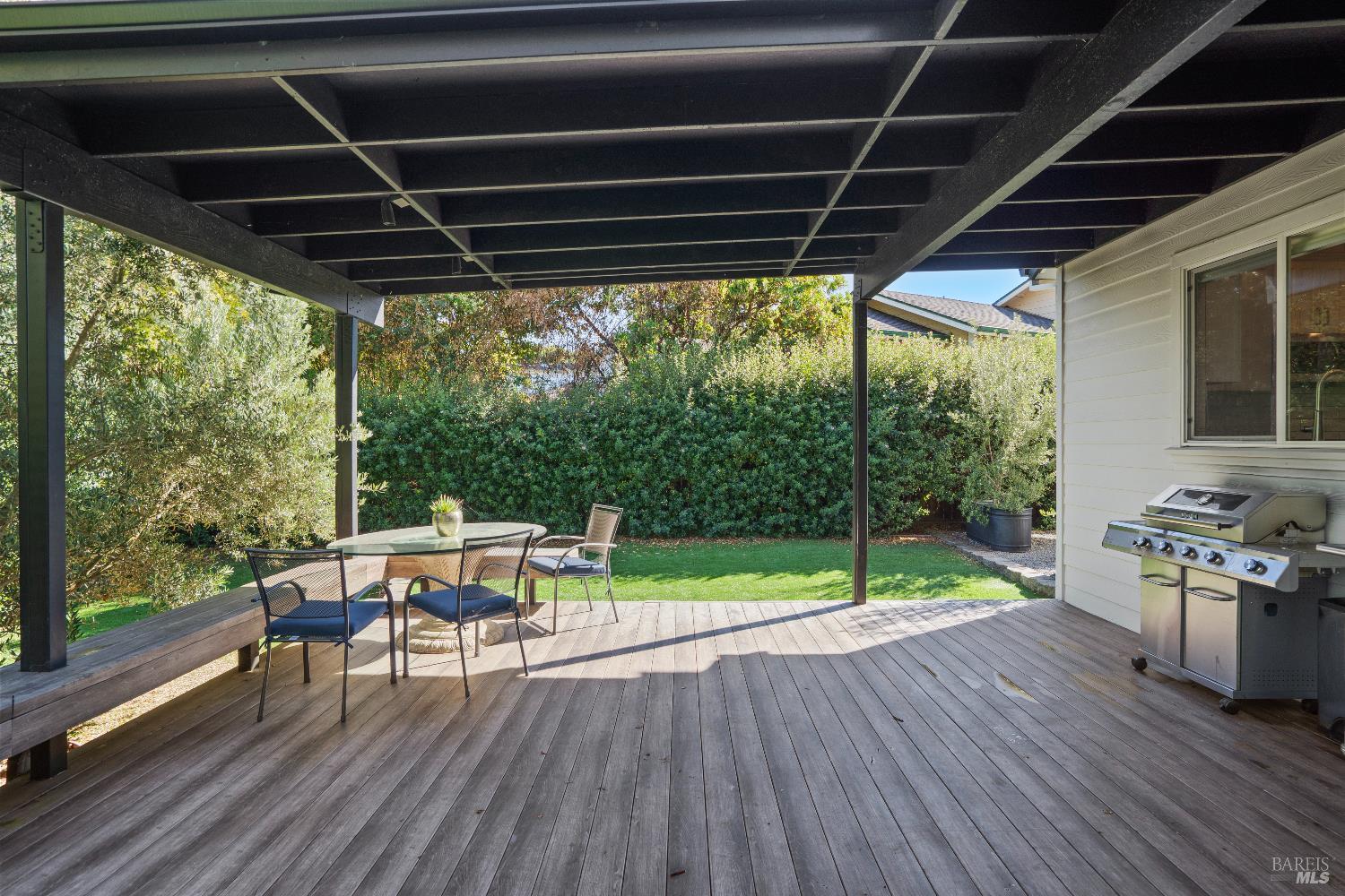 Detail Gallery Image 39 of 56 For 120 Eichten Ln, Penngrove,  CA 94951 - 4 Beds | 2/1 Baths