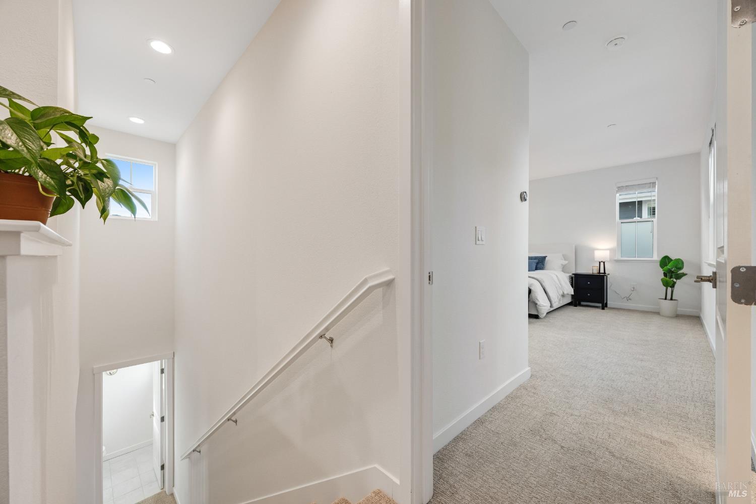 Detail Gallery Image 21 of 44 For 1747 Linden Ln, Santa Rosa,  CA 95404 - 3 Beds | 2/1 Baths