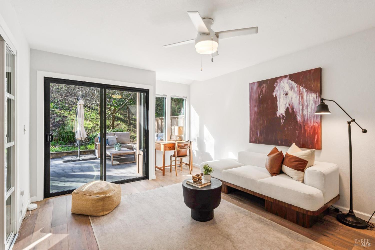 Detail Gallery Image 16 of 52 For 72 Flicker Dr, Novato,  CA 94949 - 2 Beds | 3/1 Baths