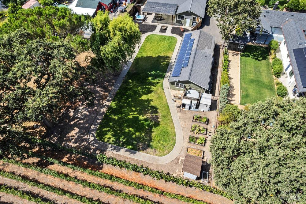 Detail Gallery Image 57 of 61 For 1022 Berry Ln, Napa,  CA 94558 - 4 Beds | 3 Baths