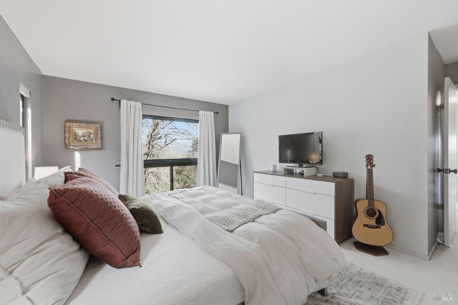 Detail Gallery Image 22 of 42 For 194 Maestro Rd, Novato,  CA 94947 - 4 Beds | 3 Baths