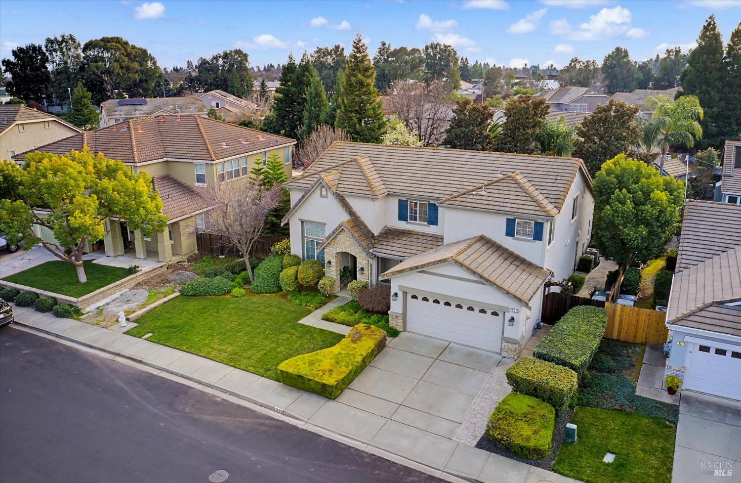 Detail Gallery Image 6 of 65 For 931 Zephyr Ln, Vacaville,  CA 95687 - 4 Beds | 2/1 Baths