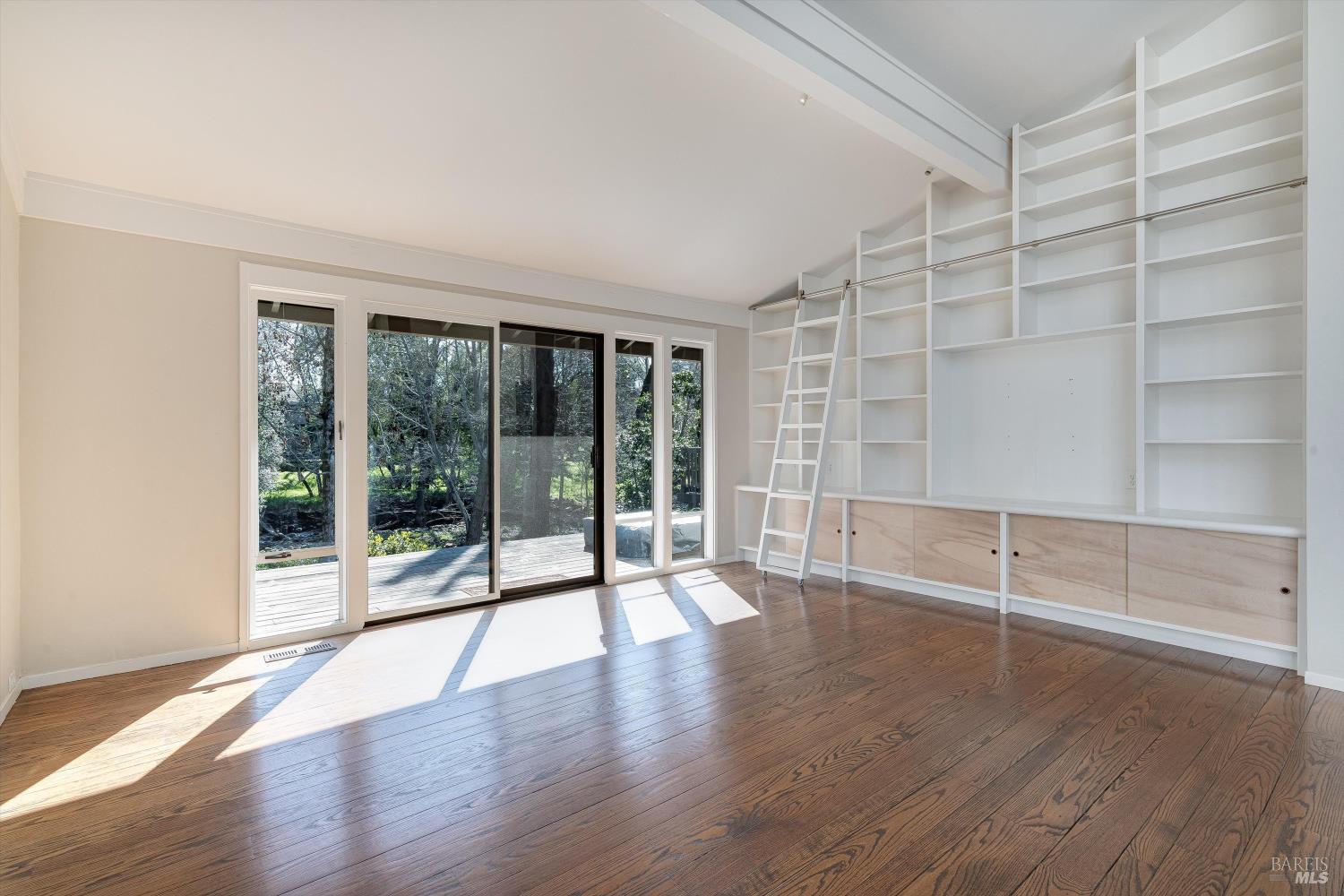 Detail Gallery Image 25 of 73 For 162 Bonnie Brook Dr, Napa,  CA 94558 - 2 Beds | 2 Baths