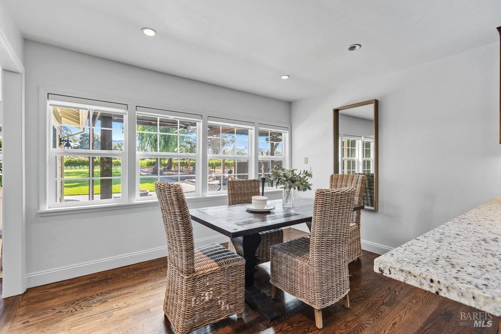 Detail Gallery Image 28 of 61 For 1022 Berry Ln, Napa,  CA 94558 - 4 Beds | 3 Baths