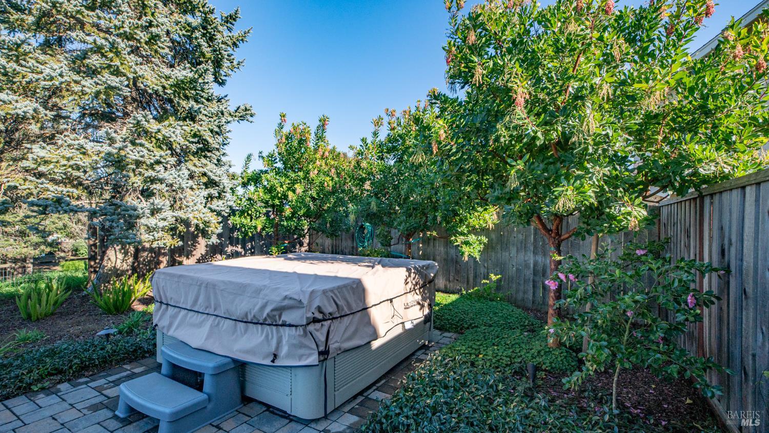 Detail Gallery Image 44 of 56 For 309 Drake Ct, Benicia,  CA 94510 - 3 Beds | 2/1 Baths