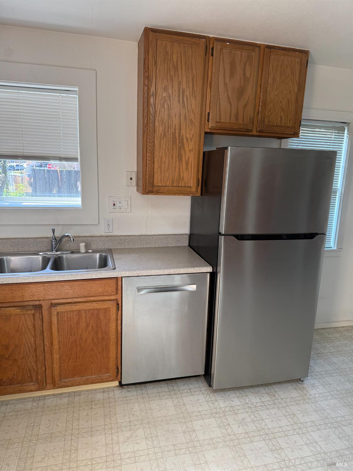 Detail Gallery Image 10 of 14 For 472 Church St, Sonoma,  CA 95476 - 1 Beds | 2 Baths