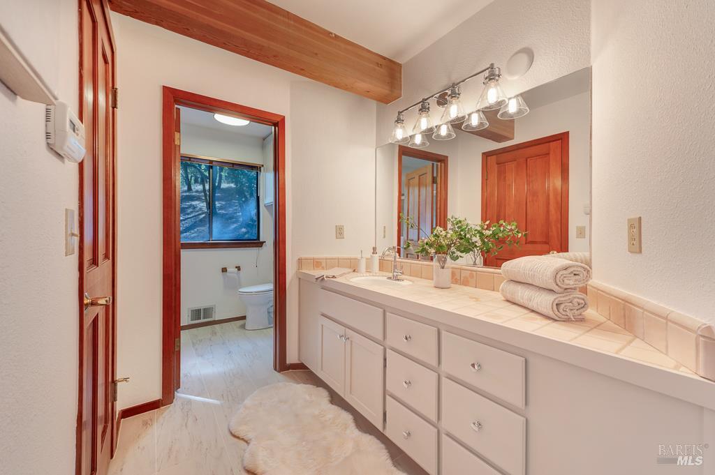 Detail Gallery Image 25 of 48 For 6417 Timber Springs Ct, Santa Rosa,  CA 95409 - 3 Beds | 2/2 Baths