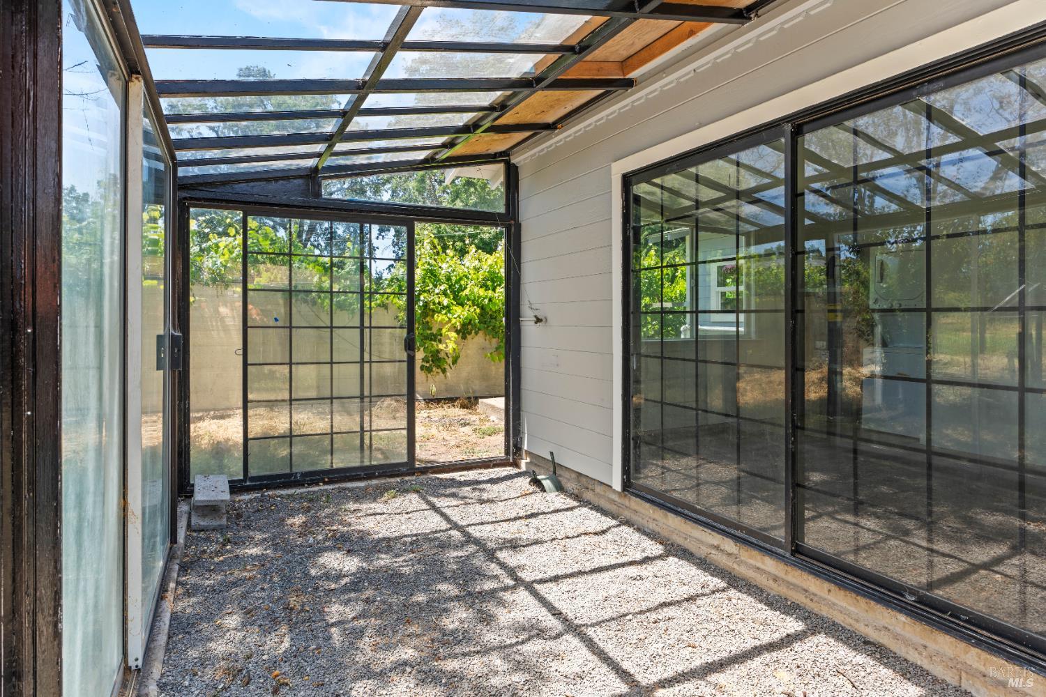 Detail Gallery Image 16 of 20 For 2025 Valley Rd, Willits,  CA 95490 - 2 Beds | 2 Baths