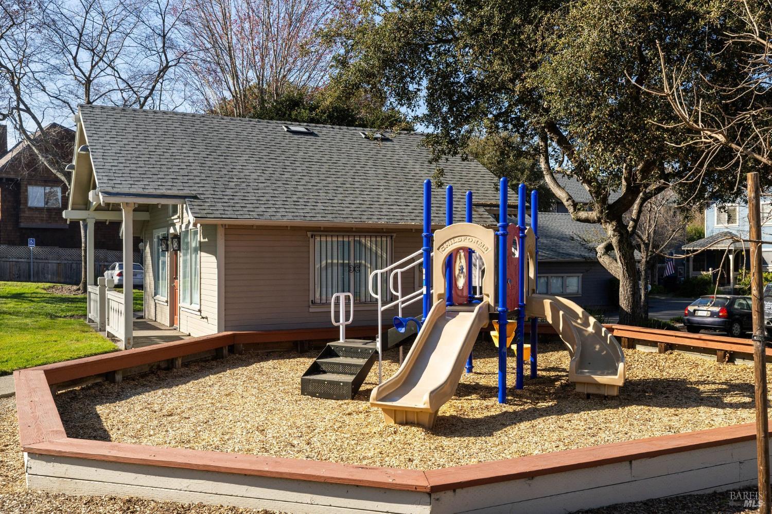 Detail Gallery Image 54 of 54 For 12 Rain Tree Ct, Petaluma,  CA 94952 - 3 Beds | 1/1 Baths