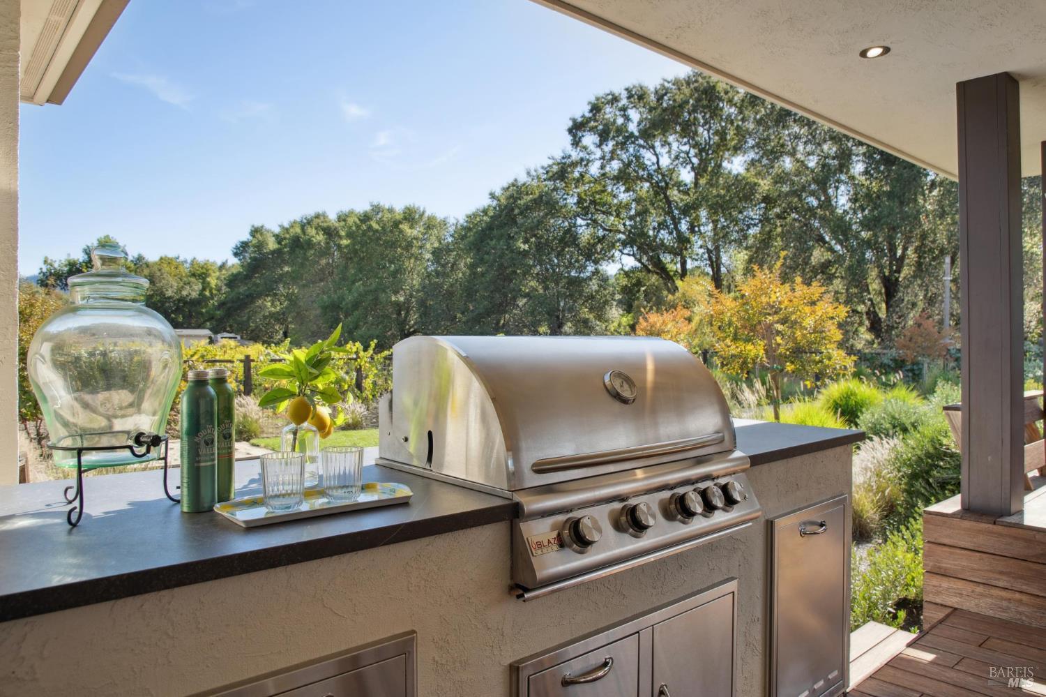 Detail Gallery Image 45 of 72 For 3033 Myrtledale Rd, Calistoga,  CA 94515 - 4 Beds | 4 Baths