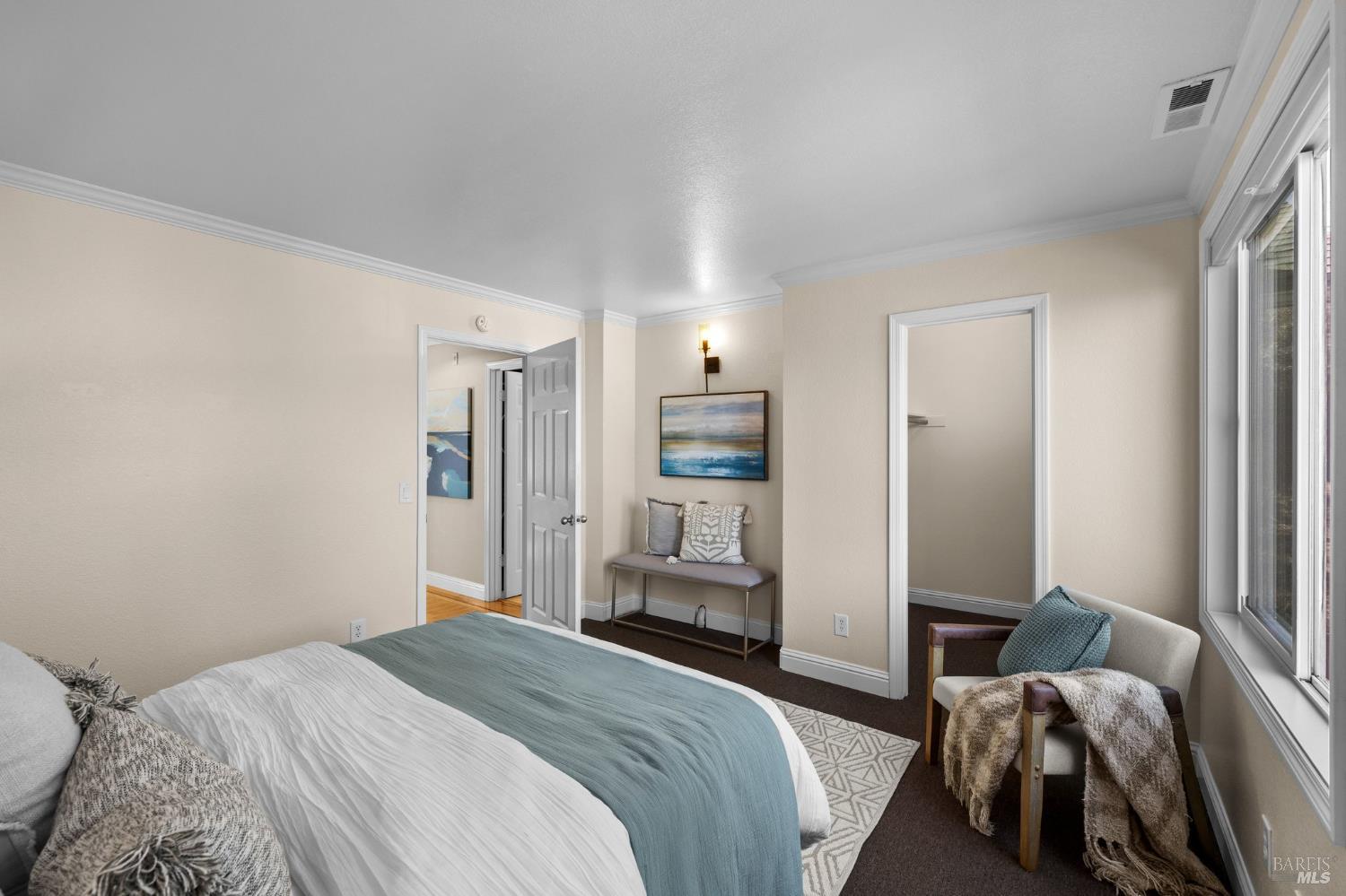 Detail Gallery Image 31 of 54 For 12 Rain Tree Ct, Petaluma,  CA 94952 - 3 Beds | 1/1 Baths