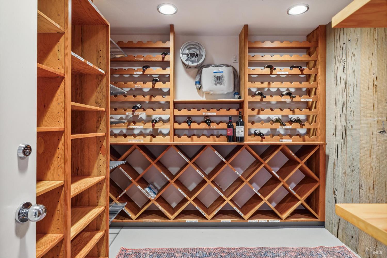 Detail Gallery Image 72 of 99 For 83 Mount Tiburon Rd, Tiburon,  CA 94920 - 6 Beds | 5/1 Baths