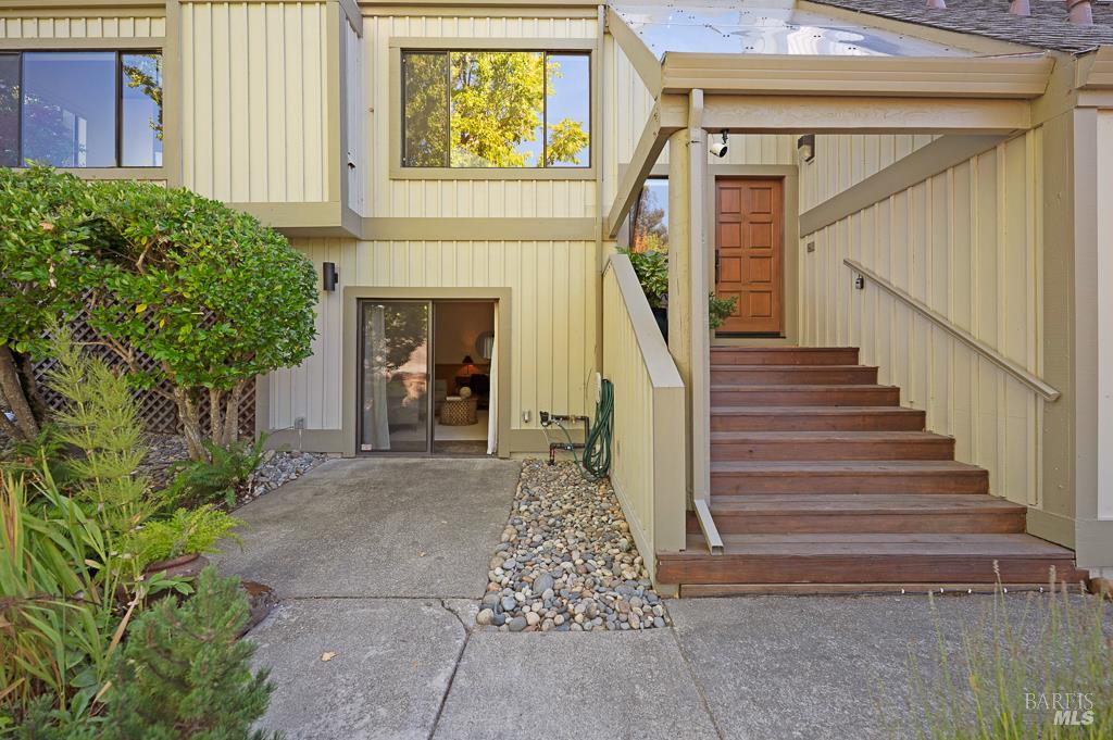 Detail Gallery Image 31 of 48 For 6417 Timber Springs Ct, Santa Rosa,  CA 95409 - 3 Beds | 2/2 Baths